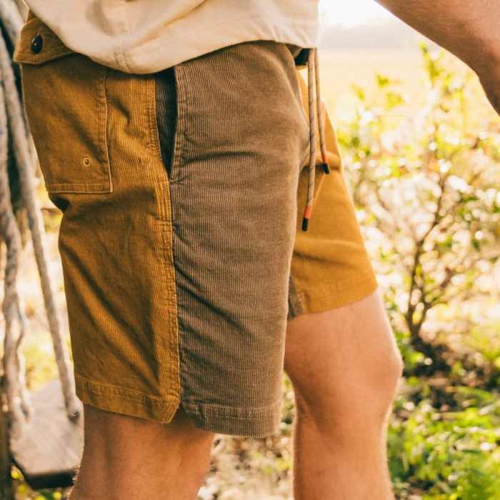 Short shorts men's fashion